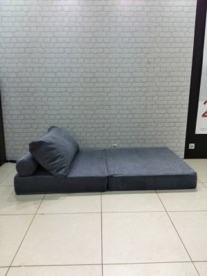 Бескаркасный раскладной диван